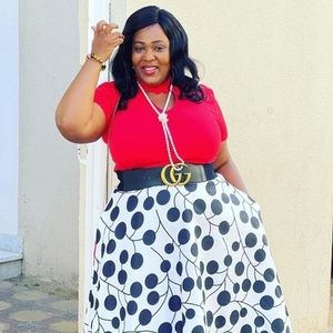 Meet your Posher, Esther